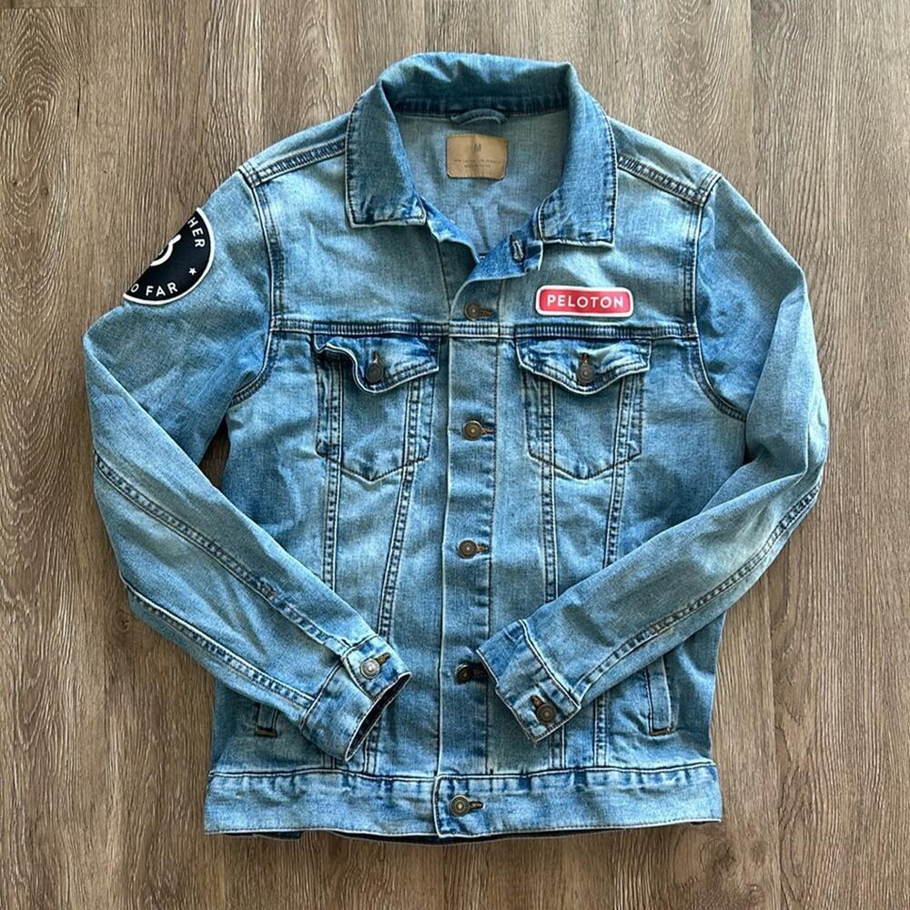 Peloton Patch Denim Jacket Light Wash Size‎ Medium